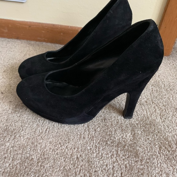 Sexy heels - Picture 2 of 4